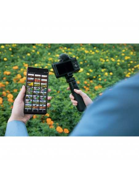 Canon PowerShot V1 – Compact 4K Camera for Vlogging and Content Creation|MCZ DIRECT