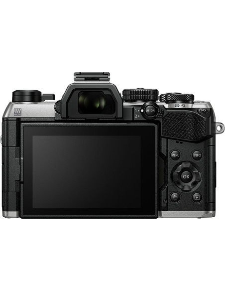 OM SYSTEM OM-5 Mark II Silver + 2 SanDisk 512GB Extreme PRO UHS-II SDXC + 2 OM System BLS-50 OM SYSTEM OM SYSTEM OM-5 Mark II Cuerpo 2.097,00 € MCZ DIRECT