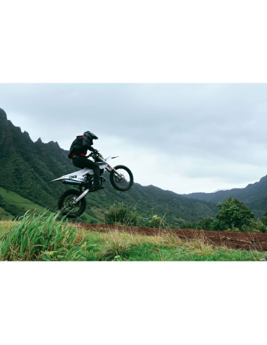 Canon EOS R7 boîtier nu - Appareil Photo Hybride