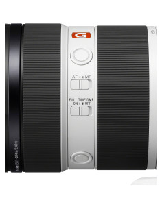 Objetivo Sony FE 50-150mm f/2 GM con anillo de enfoque y botones de control