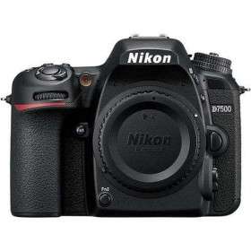 Nikon D7500 + 18-200mm-1