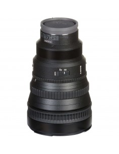 Objectif Sony SEL FE PZ 28-135 mm F4 G OSS vue de devant, monture E, commandes de zoom et mise au point visibles Objectif Sony SEL FE PZ 28-135 mm F4 G OSS vue de devant, monture E, commandes de zoom et mise au point visibles