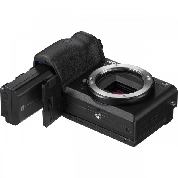 Sony A6600 + E 18-135mm f/3.5-5.6 OSS - Camara mirrorless|MCZ DIRECT
