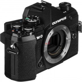 Olympus OM-D E-M5 Mark III Black Body-1