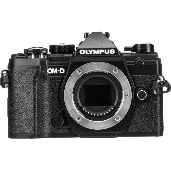 Olympus OM-D E-M5 Mark III Black Body-11