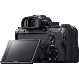 Sony Alpha 7 III Body + NP-FZ100 - Rear view Sony Alpha 7 III Body + NP-FZ100 - Rear view