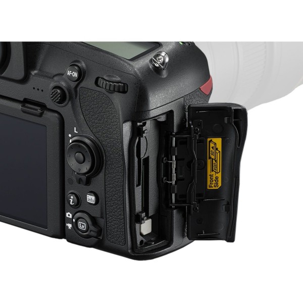 Nikon D850 + 24-70mm F2.8E ED VR + SanDisk 128GB Extreme PRO UHS-II SDXC 300MB/s - Appareil photo Reflex|MCZ DIRECT
