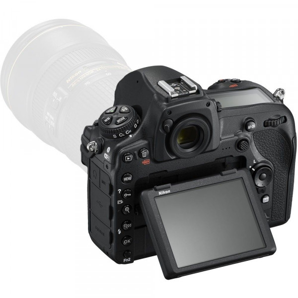 Nikon D850 + 105mm f/1.4E ED + Bag-4
