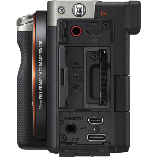 Cámara mirrorless Sony A7C + FE 28-60mm f/4-5.6 Silver-3