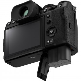 Fujifilm X-T5 con lente 18-55mm f/2.8-4, vista posterior destacando pantalla y controles Fujifilm X-T5 con lente 18-55mm f/2.8-4, vista posterior destacando pantalla y controles