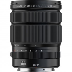 Objetivo Fujifilm GF 20-35mm f/4 R WR en primer plano, montura GFX, detalles de enfoque y apertura Objetivo Fujifilm GF 20-35mm f/4 R WR en primer plano, montura GFX, detalles de enfoque y apertura