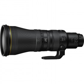 Nikon Z 600mm f/4 TC VR S lens side view with tripod foot and control buttons Nikon Z 600mm f/4 TC VR S lens side view with tripod foot and control buttons