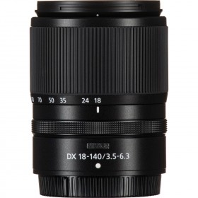 Nikon Z 18-140mm f/3.5-6.3 VR DX lens front view with zoom and focus rings Nikon Z 18-140mm f/3.5-6.3 VR DX lens front view with zoom and focus rings