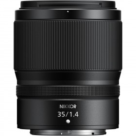 Objetivo Nikon Z 35mm f/1.4 con diseño moderno y enfoque manual Objetivo Nikon Z 35mm f/1.4 con diseño moderno y enfoque manual