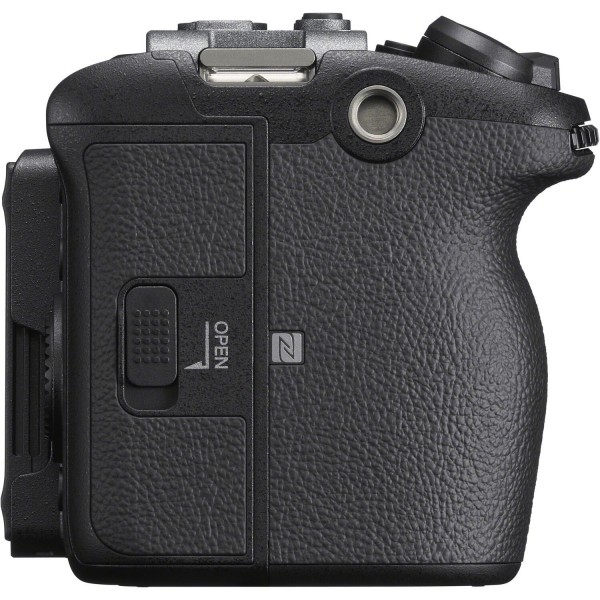 Sony FX3 + FE 24-70mm F2.8 GM II + 3 Sony NP-FZ100-4