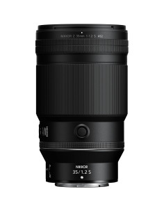 Objectif Nikon Z 35mm f/1.2 S avec monture Z, vue de face, mise au point manuelle visible