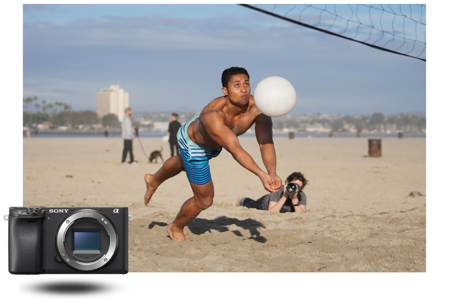 Sony A6400 – Captura de acción rápida en la playa gracias al enfoque automático ultrapreciso jugador de voleibol en la playa fotografiado en plena acción con la Sony A6400