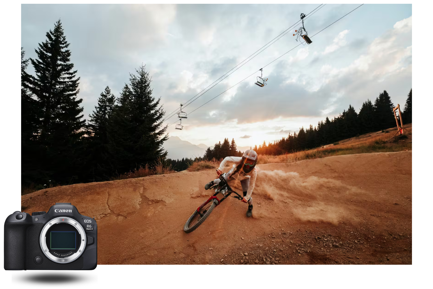 Action sportive capturée avec le boîtier Canon R6 Mark II, vététiste dérapant sur une piste au coucher du soleil Action sportive capturée avec le boîtier Canon R6 Mark II, vététiste dérapant sur une piste au coucher du soleil